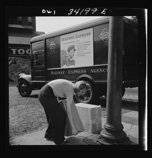 New Britain, Connecticut. Miss Ida Hicks, Lithuanian, twenty-eight years old, employed at the American Railway Express Company, sorting packages, weighing them, etc. earns seventy-nine and one-half cents an hour. She formerly worked in a defense plant