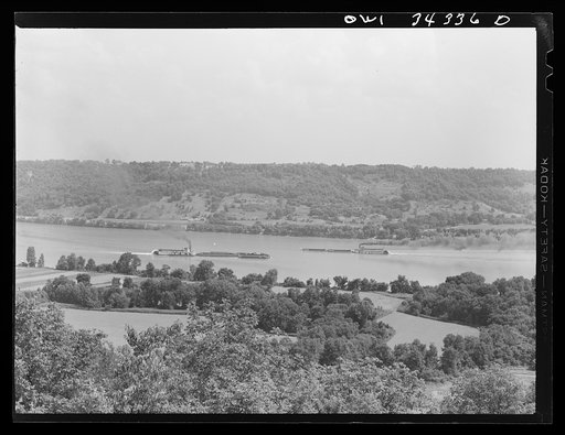 Untitled photo, possibly related to: Madison (vicinity), Jefferson County, Kentucky. The Ohio River