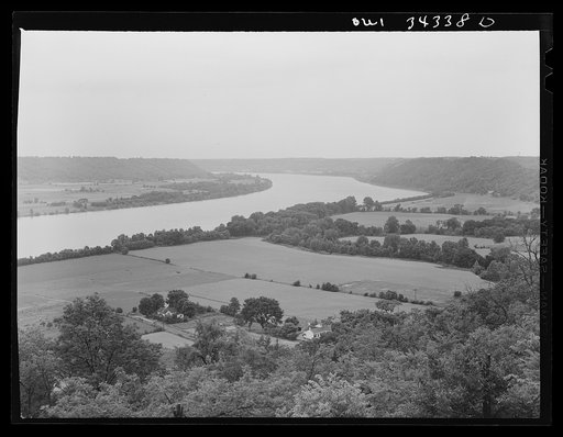Untitled photo, possibly related to: Madison (vicinity), Jefferson County, Kentucky. The Ohio River