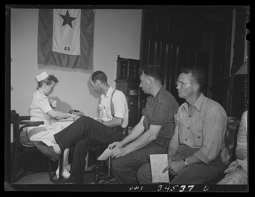 Oswego, New York. Blood donor clinic held for several days in the Elks' club. There were 1,000 volunteers, and the Red Cross handled ten every fifteen minutes during the campaign