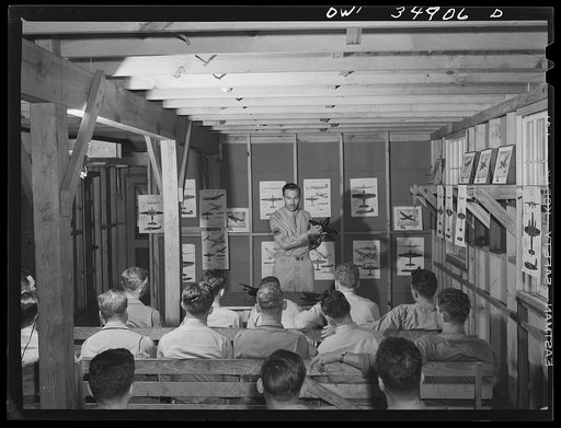 Daniel Field, Georgia. Air Service Command. A class in aircraft identification