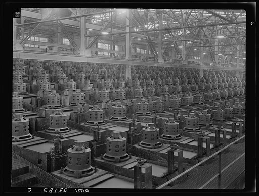 Untitled photo, possibly related to: Flotation machines at one of the copper concentrators of the Utah Copper Company in its plants at Magna and Arthur, Utah