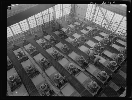 Untitled photo, possibly related to: Flotation machines at one of the copper concentrators of the Utah Copper Company in its plants at Magna and Arthur, Utah
