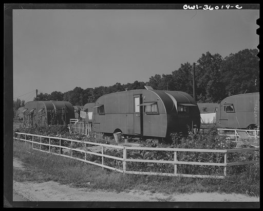 Middle River, Maryland. FSA (Farm Security Administration) housing project for Glenn L. Martin aircraft workers. Trailers in their lots
