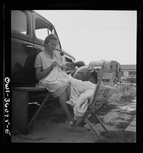 Middle River, Maryland. FSA (Farm Security Administration) housing project for the Glen L. Martin aircraft workers. Woman crocheting