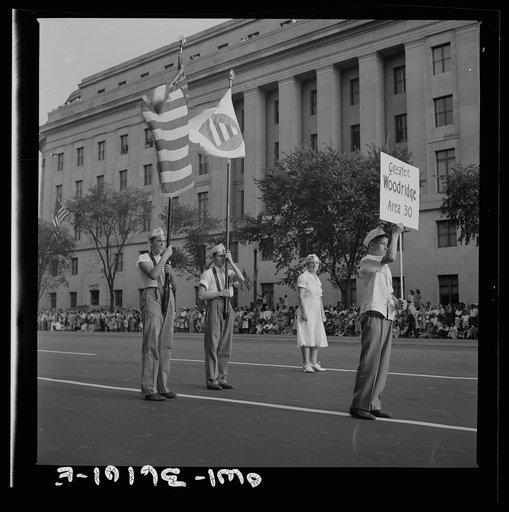 Washington, D.C. Unit of the parade to recruit civilian defense volunteers