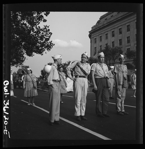 Washington, D.C. Unit of the parade to recruit civilian defense volunteers