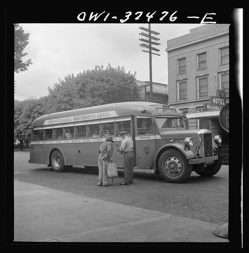 Washington Court House, Ohio. Passenger boarding a bus