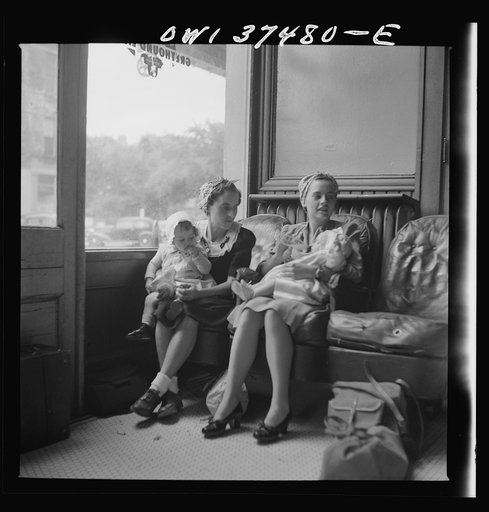 Washington Court House, Ohio. Mothers with their babies waiting at the bus depot