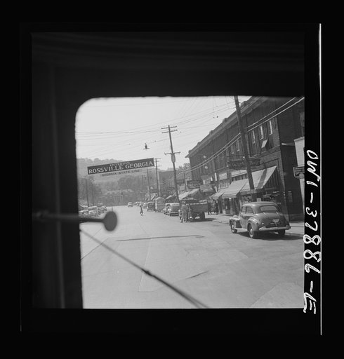 A Greyhound bus trip from Louisville, Kentucky, to Memphis, Tennessee, and the terminals