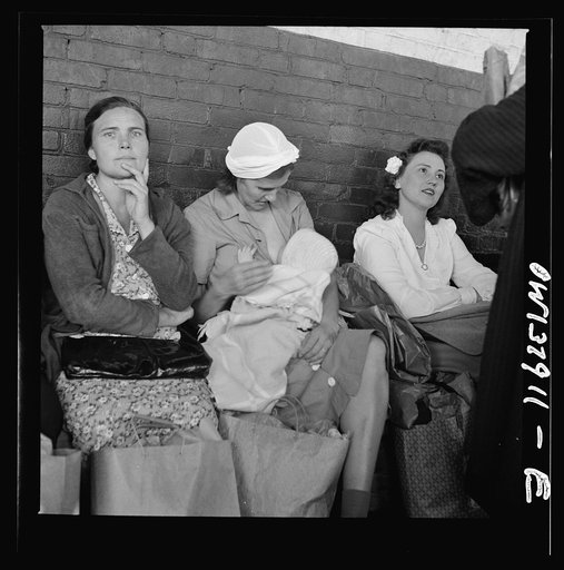 A Greyhound bus trip from Louisville, Kentucky, to Memphis, Tennessee, and the terminals