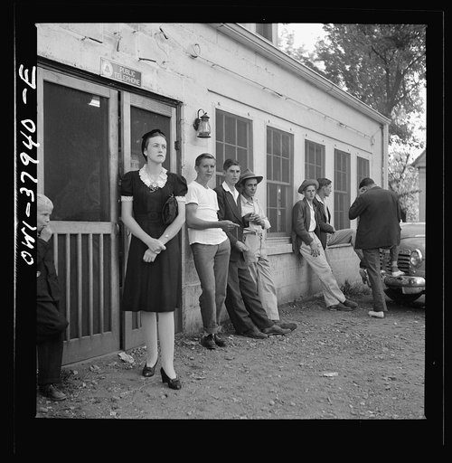 A Greyhound bus trip from Louisville, Kentucky, to Memphis, Tennessee, and the terminals. Idlers in front of the bus stop between Memphis and Chattanooga
