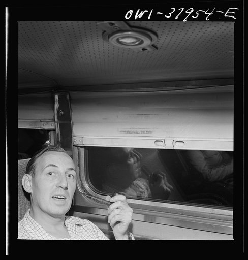 A Greyhound bus trip from Louisville, Kentucky, to Memphis, Tennessee, and the terminals. A travelling salesman. He now uses the bus instead of an automobile. En route Memphis to Chattanooga by Greyhound