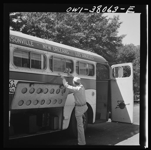Bus trip from Knoxville, Tennessee to Washington, D.C.