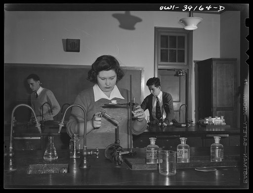 Washington, D.C. Eleanor Jefferis, working in the chemistry laboratory at Woodrow Wilson High School