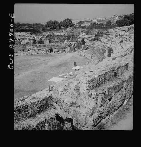 Syracuse (vicinity), Sicily. The arena with the day's washing spread out to dry