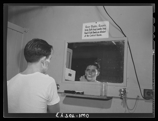 Washington, D.C. Without engaging a hotel room, traveling servicemen may take a shower, shave, and wash and iron clothes at the United Nations service center