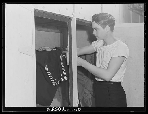 Washington, D.C. Clothes can be dried in thirty minutes in this electric dryer at the United Nations service center