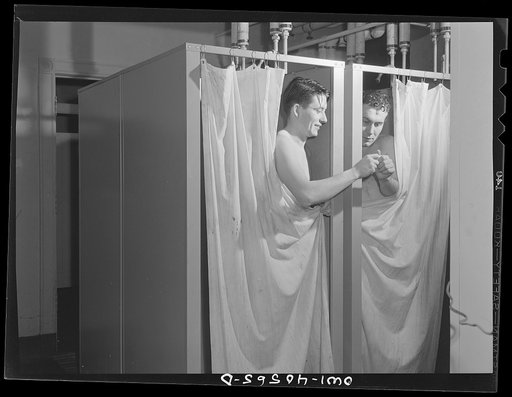 Washington, D.C. Without engaging a hotel room, traveling servicemen may take a shower, shave, and wash and iron clothes at the United Nations service center