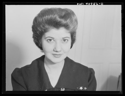 Washington, D.C. A hostess at the opening of the Washington labor canteen, sponsored by the United Federal Workers of American, Congress of Industrial Organizations (CIO)