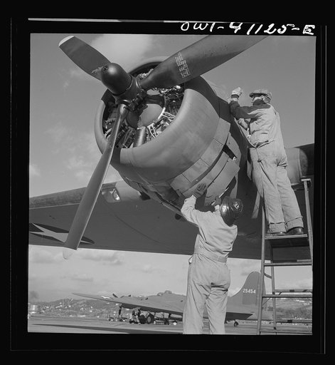 Untitled photo, possibly related to: Boeing aircraft plant, Seattle, Washington. Production of B-17F (Flying Fortress) bomber