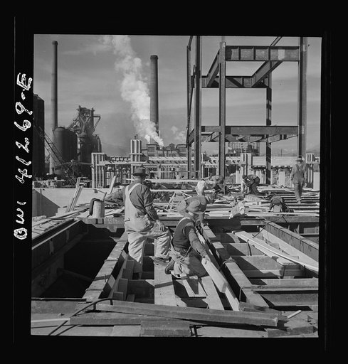 Bingham Canyon, Utah. Building a trestle bridge at the open-pit mines of the Utah Copper Company