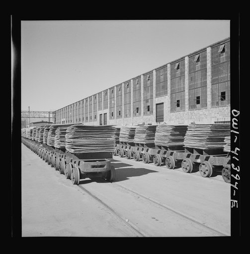 Phelps Dodge refining company, El Paso, Texas. Copper sheets on conveyors in the loading yards