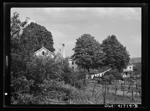 Southington, Connecticut. Orchards and farmland in the surroundings of Southington