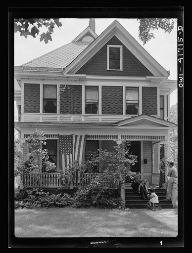 Untitled photo, possibly related to: Southington, Connecticut. A private home