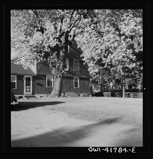 Untitled photo, possibly related to: Southington, Connecticut. A private home