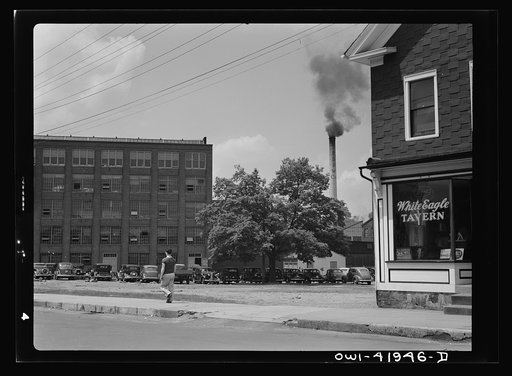 Southington, Connecticut. A street scene