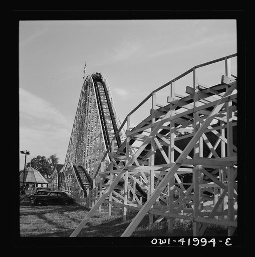 Untitled photo, possibly related to: Southington, Connecticut. Amusement park