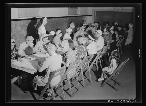 Southington, Connecticut. A group of women rolling bandages and preparing surgical dressings