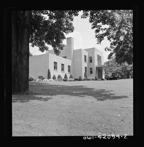 Untitled photo, possibly related to: Southington, Connecticut. Southington's public health center, which has a staff of nurses and doctors and the most modern medical equipment. It is a gift to the town by a public spirited citizen, Mrs. Julia Arnold Bradley
