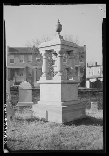 Washington, D.C. A monument in the Congressional cemetery
