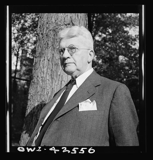 Bethlehem, Pennsylvania. Bach festival. Professor. Arthur Klein, sixty-three years old, a member of the choir for thirty-one years, is professor of mechanical engineering at Lehigh University