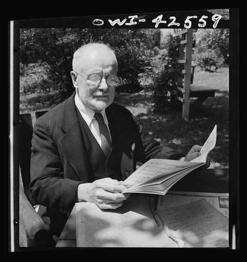 Bethlehem, Pennsylvania. Bach festival. Dr. Arthur Cooley, seventy-four years of age, a member of the choir for thirty years, sings first tenor