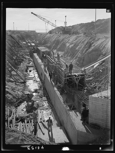 Columbia Steel Company at Geneva, Utah. Constructing a water intake tunnel for a new steel plant which will make important additions to the vast amount of steel needed for the war effort