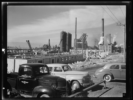 Untitled photo, possibly related to: Columbia Steel Company at Geneva, Utah. Steel and concrete go into place rapidly as a new steel mill takes form. The new plant will make important additions to the vast amount of steel needed for the war effort