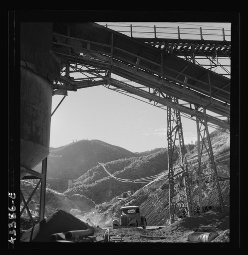 New Idria, California. Aerial tramway which carries cinnabar ore from mines to the New Idria Quicksilver Mining Company's mercury extraction plant close by