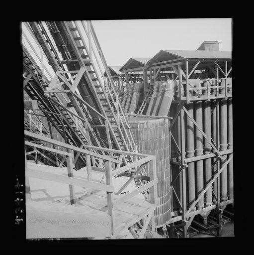 Untitled photo, possibly related to: New Idria, California. A view of the mercury extraction plant of the Quicksilver Mining Company where mercury is obtained from cinnabar, an ore mined at a number of workings near the plant