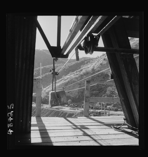 Untitled photo, possibly related to: New Idria, California. Aerial tramway which carries cinnabar ore from mines to the New Idria Quicksilver Mining Company's mercury extraction plant close by