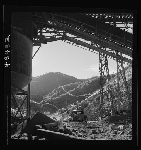 Untitled photo, possibly related to: New Idria, California. Aerial tramway which carries cinnabar ore from mines to the New Idria Quicksilver Mining Company's mercury extraction plant close by