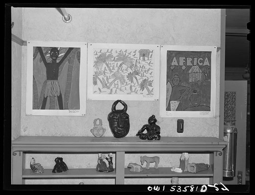 Wilmington, Delaware. Tower Hill School, noted country day school for pupils from three to eighteen years of age. A display of the art work of some of the pupils