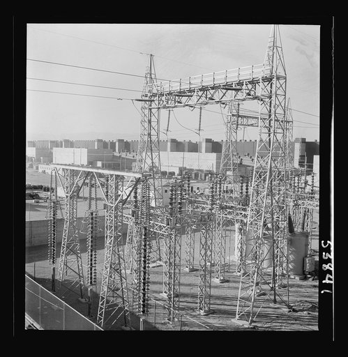 Las Vegas, Nevada. Transmission towers and transformers redistributing power from Boulder Dam to Basic Magnesium Incorporated, which produces huge quantities of the lightest of all metals for aircraft and other wartime manufacturing