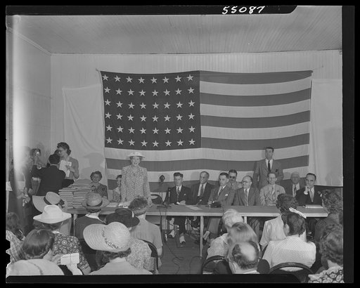 New York (and vicinity), New York. Miscellaneous photograph relating to the war effort. Woman volunteers who check and post ceiling prices for the U.S. Office of Price Administration (OPA)