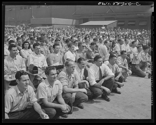 Inglewood, California. Employees enjoying an outdoor program during their lunch period at North American Aviation, Inc.