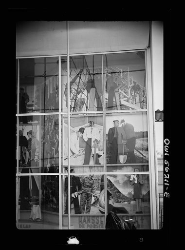 Oslo, Norway. Panels consisting of photographs combined with cutout figures at the Vi-Kan (we can) exposition