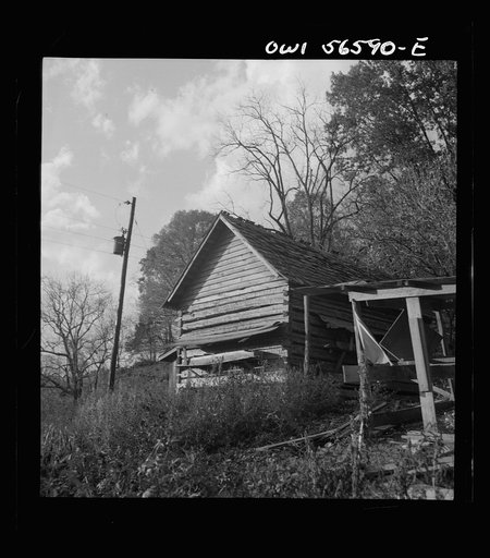 Miscellaneous lot of photographs by Barbara Wright. Tennessee, e.g. TVA, Knoxville