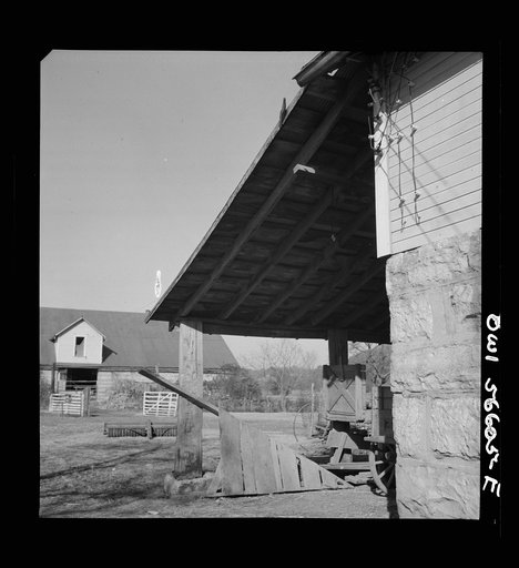 Miscellaneous lot of photographs by Barbara Wright. Tennessee, e.g. TVA, Knoxville